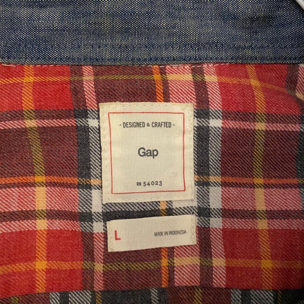 Gap button down - Picture 2 of 2